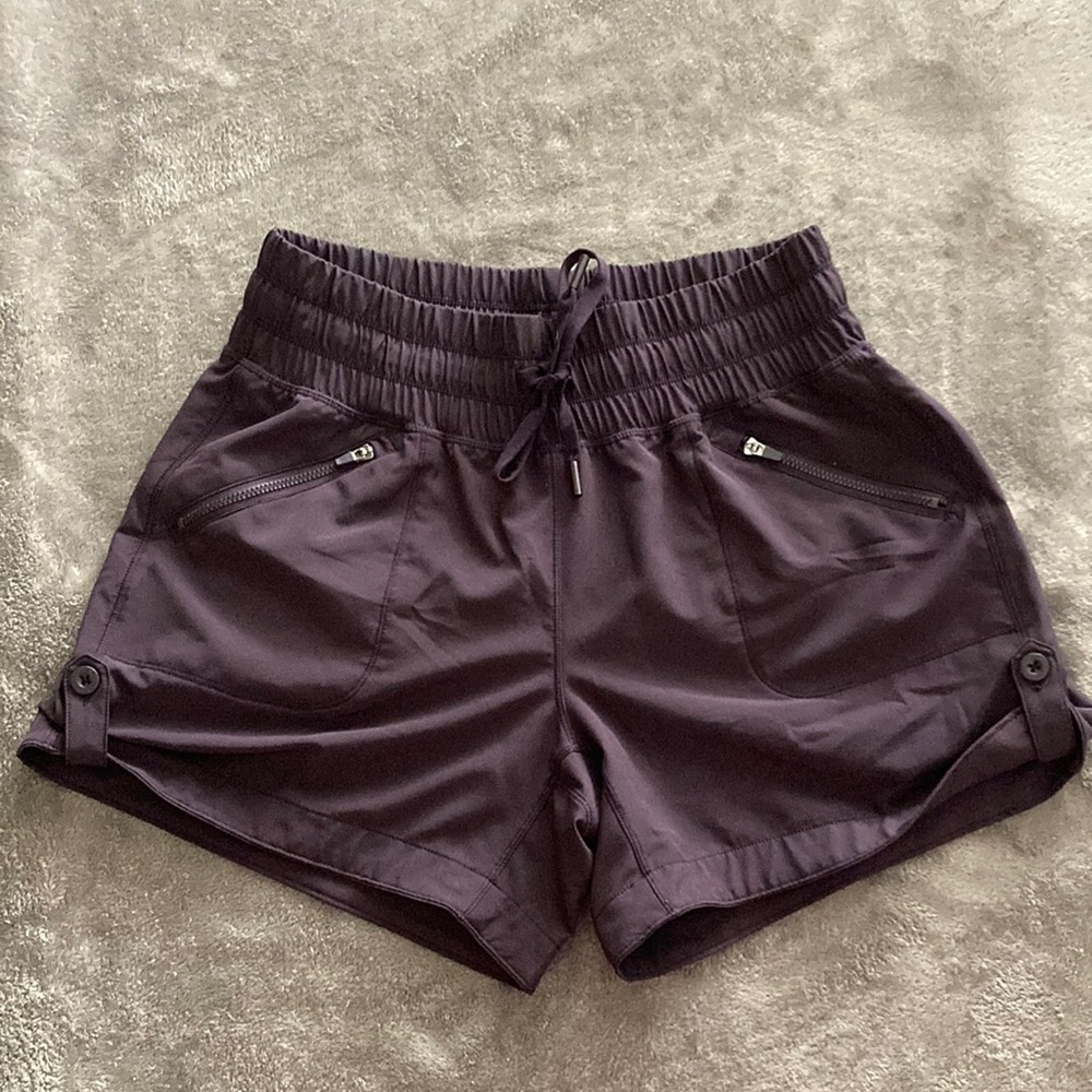 90 Degree Shorts